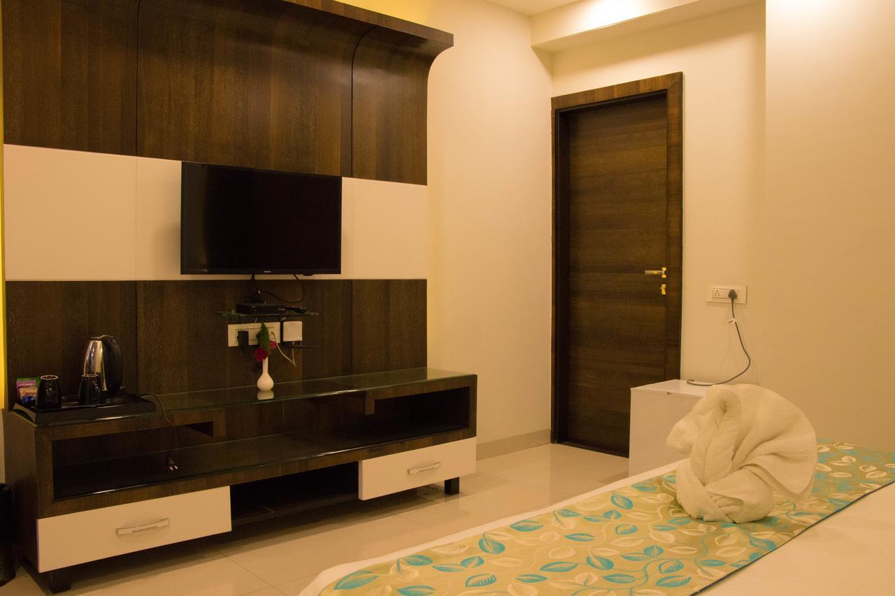 Regenta Central Indore Exterior photo