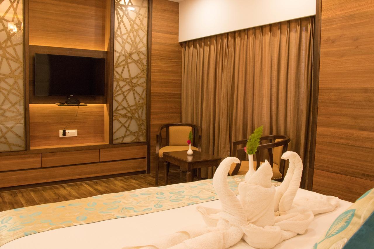 Regenta Central Indore Exterior photo